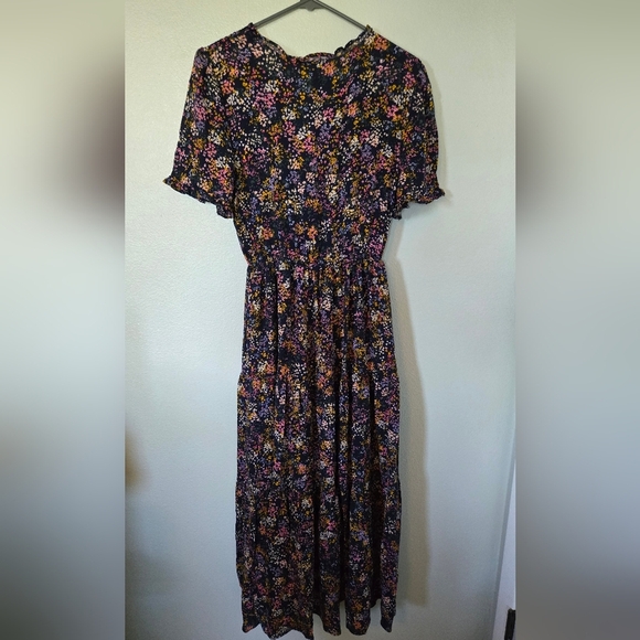 Jessica Simpson Tiered Navy Floral Maxi Dress Size Small - Picture 2 of 9